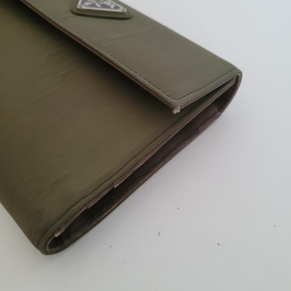 PRADA Tessuto Khaki Green Nylon Leather Logo Plate Wallet Medium Envelope Medium - Picture 11 of 11